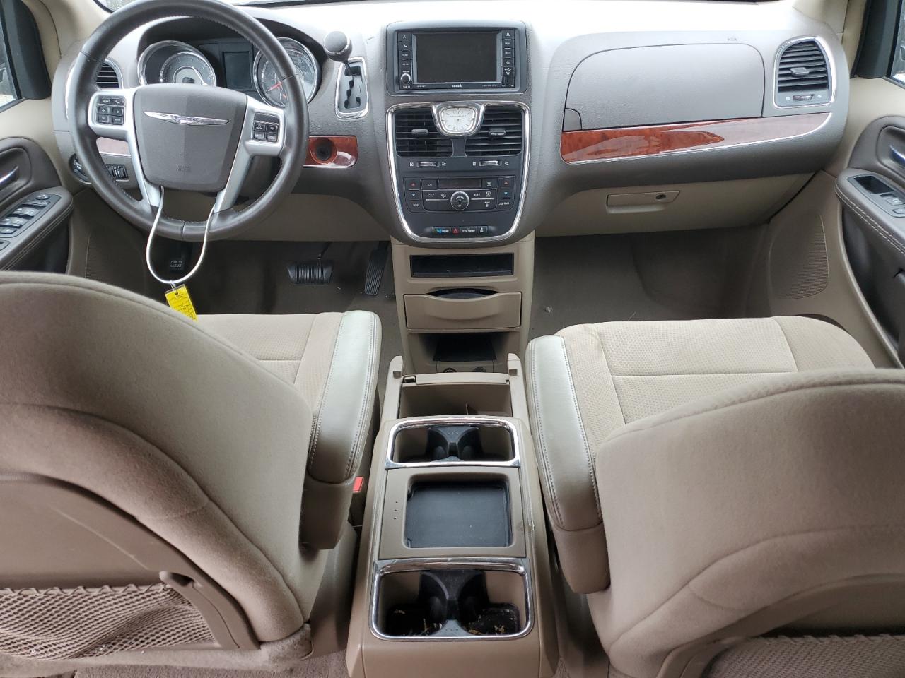 2012 Chrysler Town & Country VIN 2C4RC1BG2CR157960 Copart auction photo, front end damage thumbnail 8
