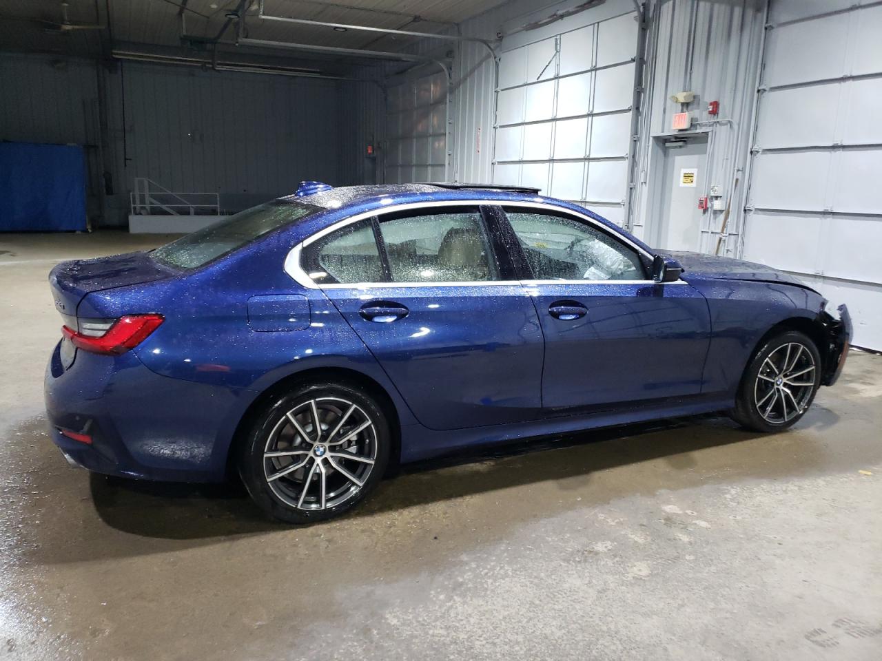 2020 BMW 3er VIN WBA5R7C01LFH69124 Copart auction photo, front end / minor dent/scratches damage thumbnail 3