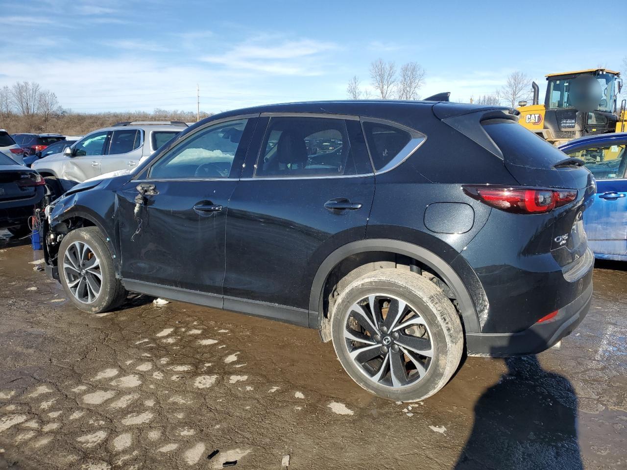 2022 Mazda CX-5 VIN JM3KFBDM9N1537023 Copart auction photo, front end / side damage thumbnail 2