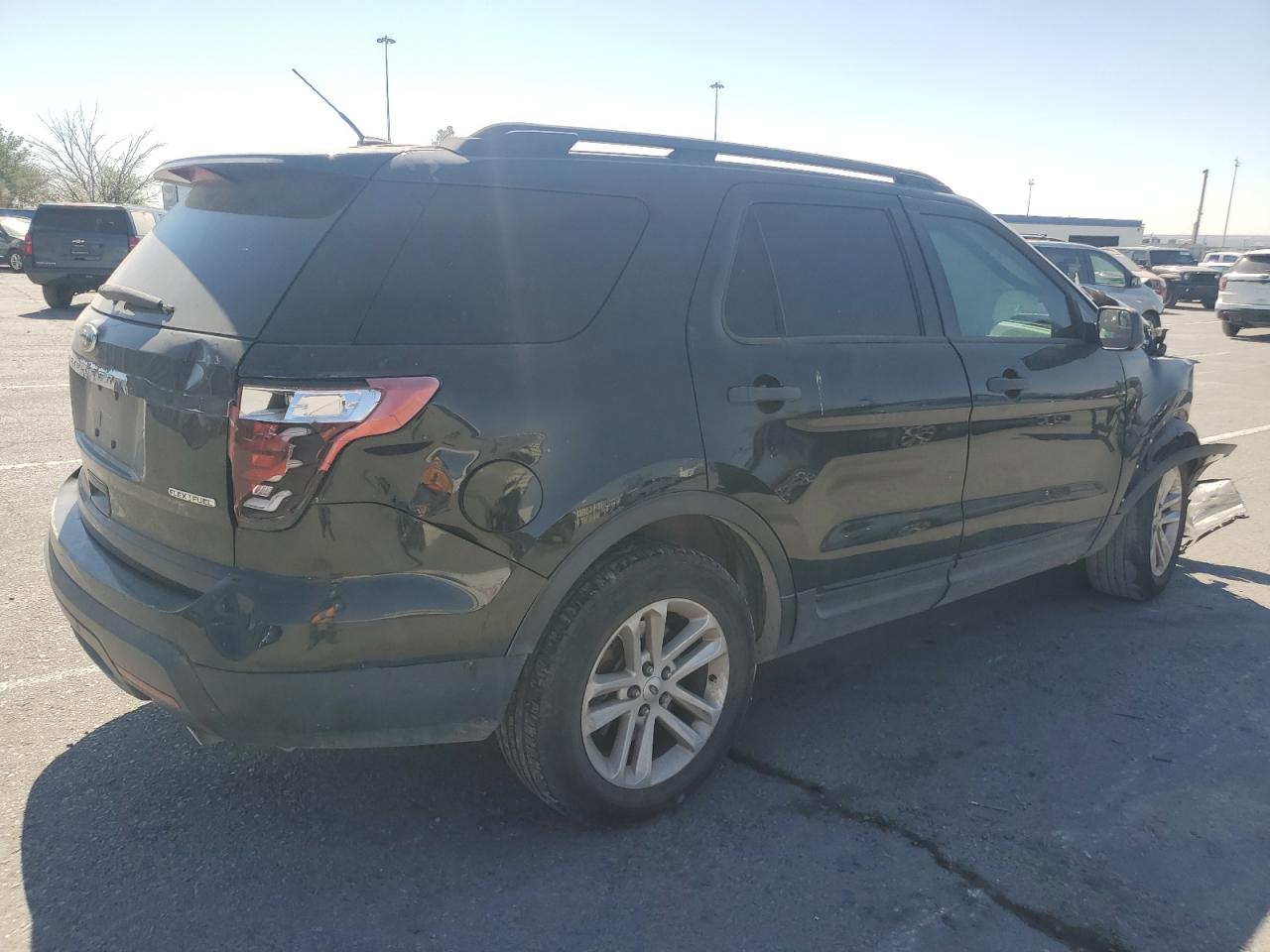 2015 Ford Explorer VIN 1FM5K7B8XFGA85534 Copart auction photo, front end / rear end damage thumbnail 3