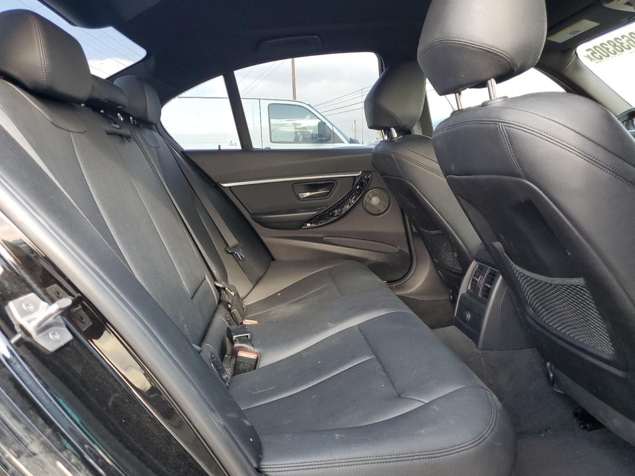 2016 BMW 3er VIN WBA8E9G51GNT81250 Copart auction photo, front end / side damage thumbnail 10