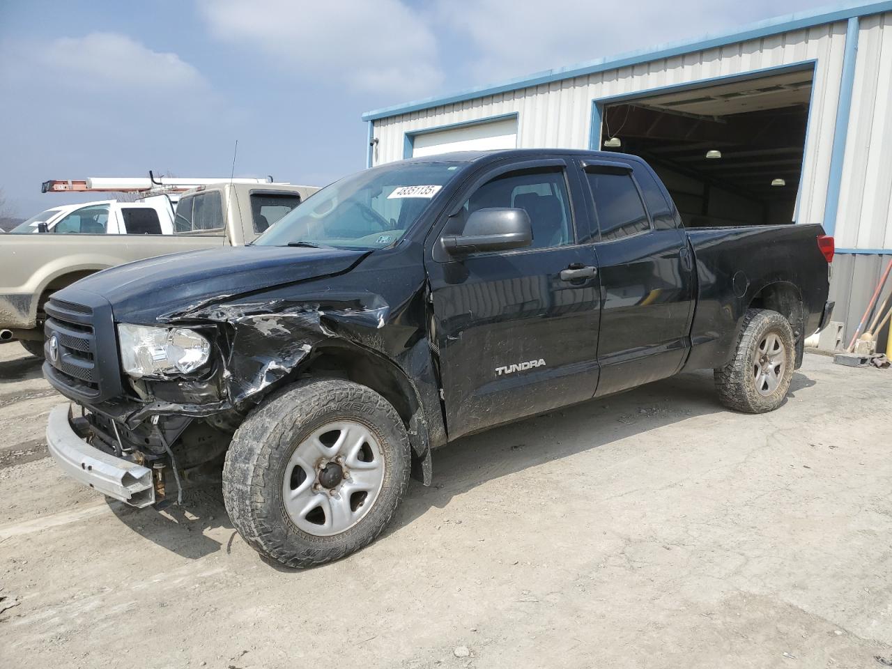2013 Toyota Tundra VIN 5TFUM5F19DX043901