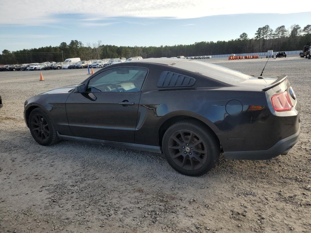 2011 Ford Mustang VIN 1ZVBP8AM2B5135178 Copart auction photo, side / front end damage thumbnail 2