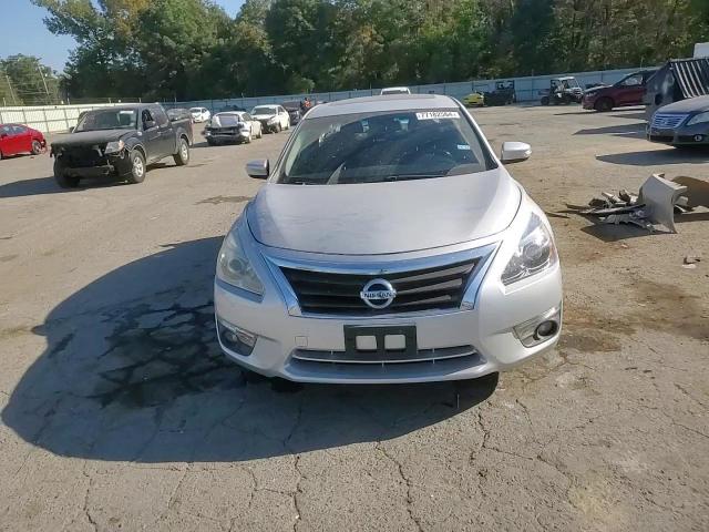 2013 Nissan Altima VIN 1N4AL3AP7DN452874 Copart auction photo, rear end / minor dent/scratches damage thumbnail 11