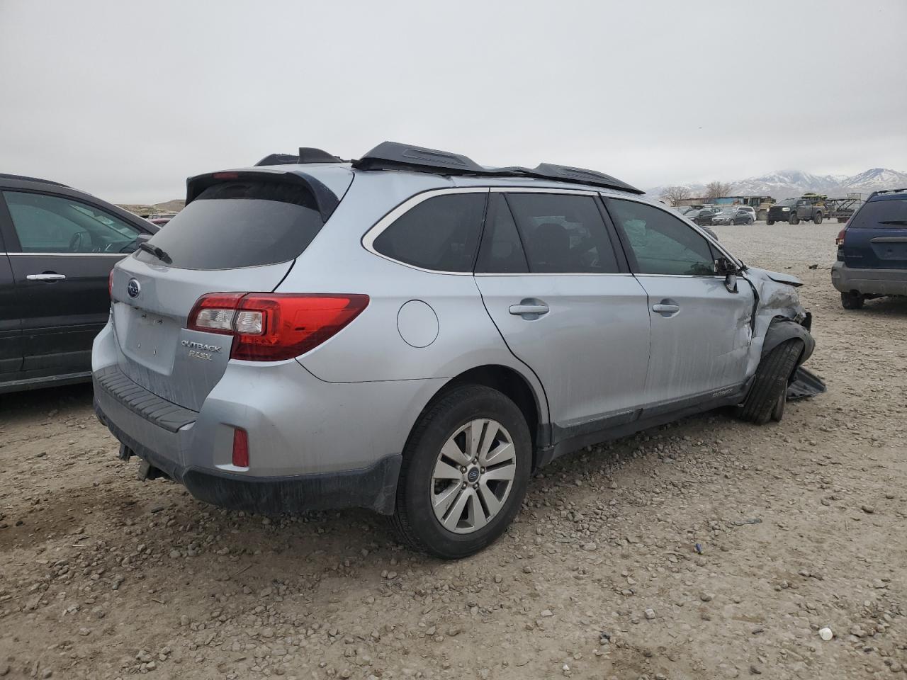 2017 Subaru Outback VIN 4S4BSACC1H3226696 Copart auction photo, front end / side damage thumbnail 3