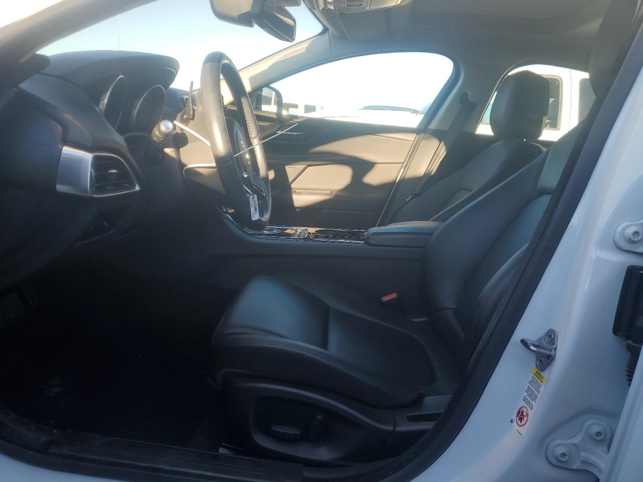 2017 Jaguar XE VIN SAJAD4BV1HA953977 Copart auction photo, front end damage thumbnail 7
