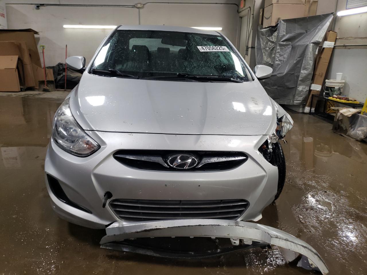 2013 Hyundai Accent VIN KMHCT4AE3DU391015 Copart auction photo, front end / minor dent/scratches damage thumbnail 5