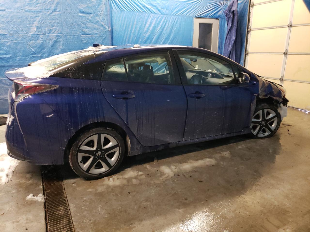 2018 Toyota Prius VIN JTDKARFU4J3551424 Copart auction photo, front end damage thumbnail 3