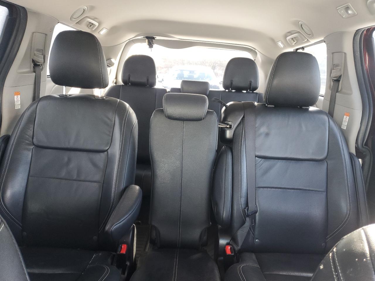 2017 Toyota Sienna VIN 5TDXZ3DC7HS892282 Copart auction photo, rear end / side damage thumbnail 10