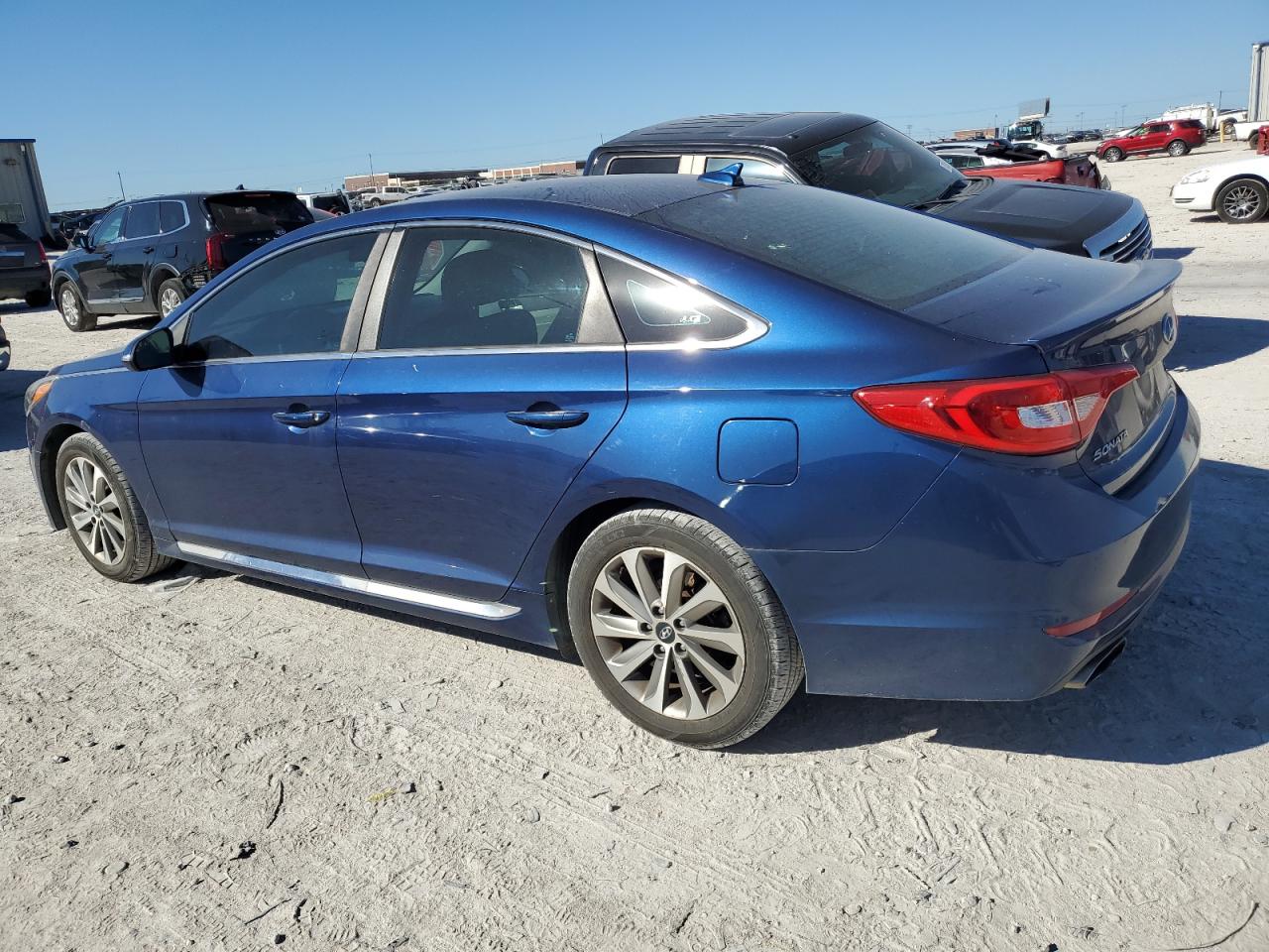 2016 Hyundai Sonata VIN 5NPE34AFXGH266579 Copart auction photo, hail / rear end damage thumbnail 2