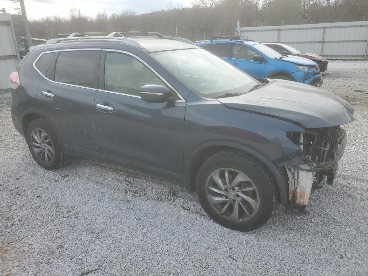 2015 Nissan Rogue VIN 5N1AT2MV9FC811621 Copart auction photo, front end / side damage thumbnail 4
