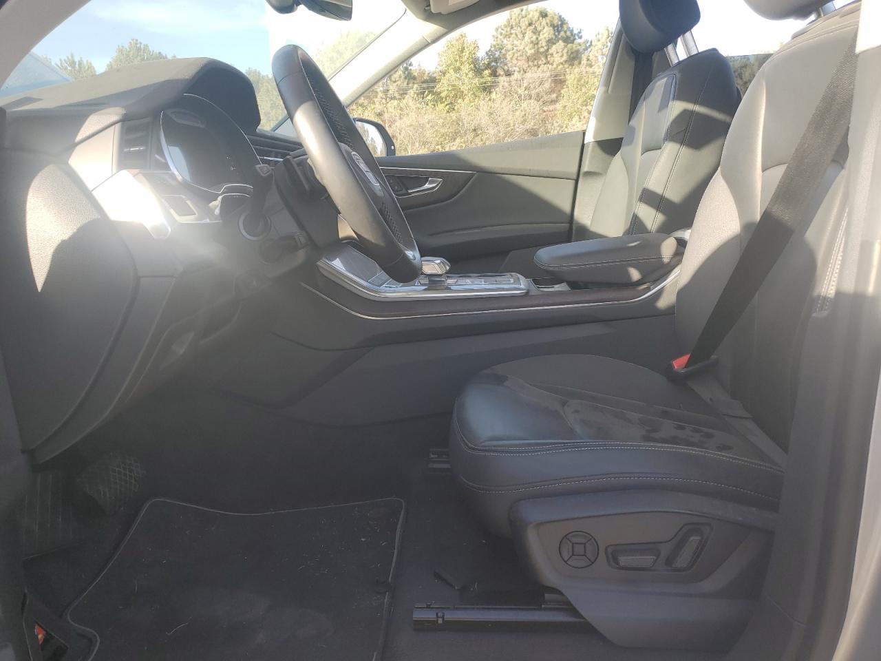 2021 Audi Q8 VIN WA1AVAF14MD033927 Copart auction photo, water/flood damage thumbnail 7