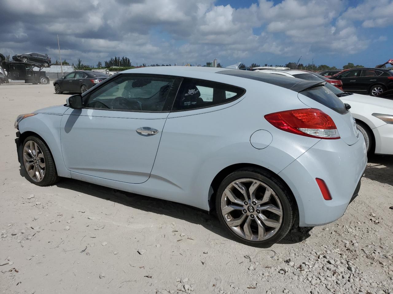 2015 Hyundai Veloster VIN KMHTC6AD2FU220472 Copart auction photo, front end / undercarriage damage thumbnail 2