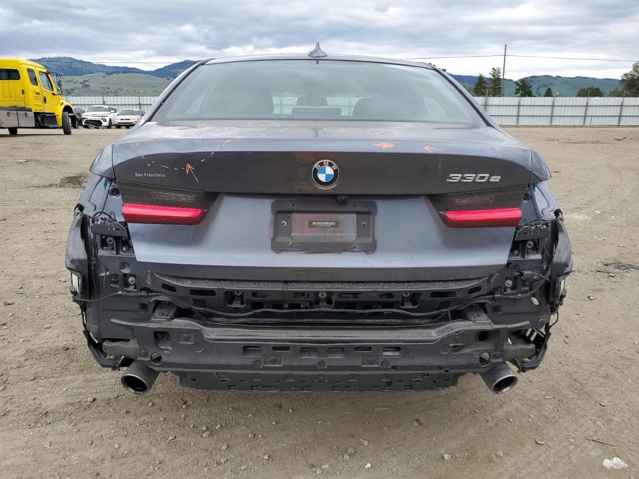 2021 BMW 3er VIN 3MW5P7J02M8B94208 Copart auction photo, rear end / front end damage thumbnail 6
