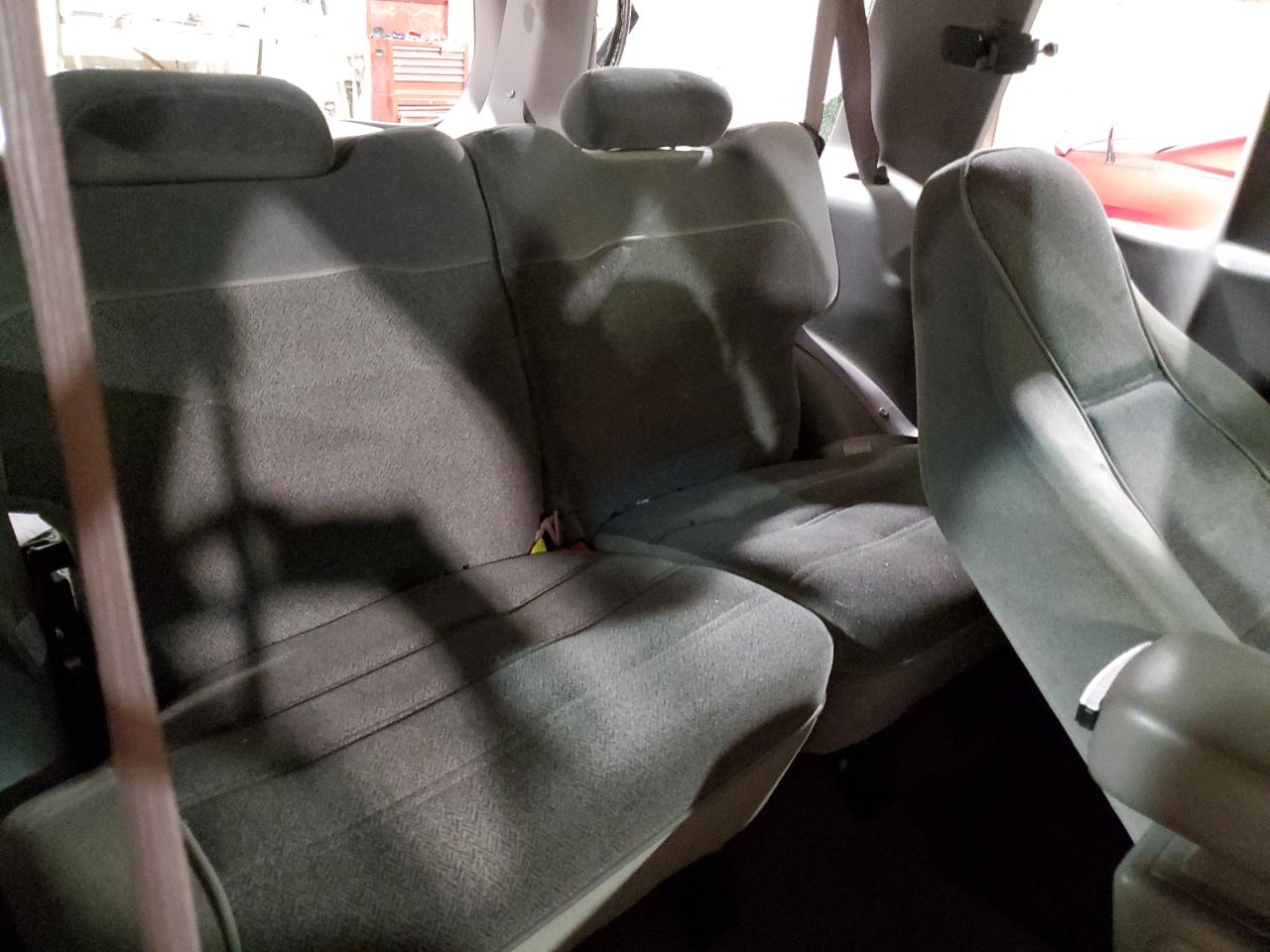 1998 Ford Explorer VIN 1FMYU24X2WUC07528 Copart auction photo, all over / minor dent/scratches damage thumbnail 11