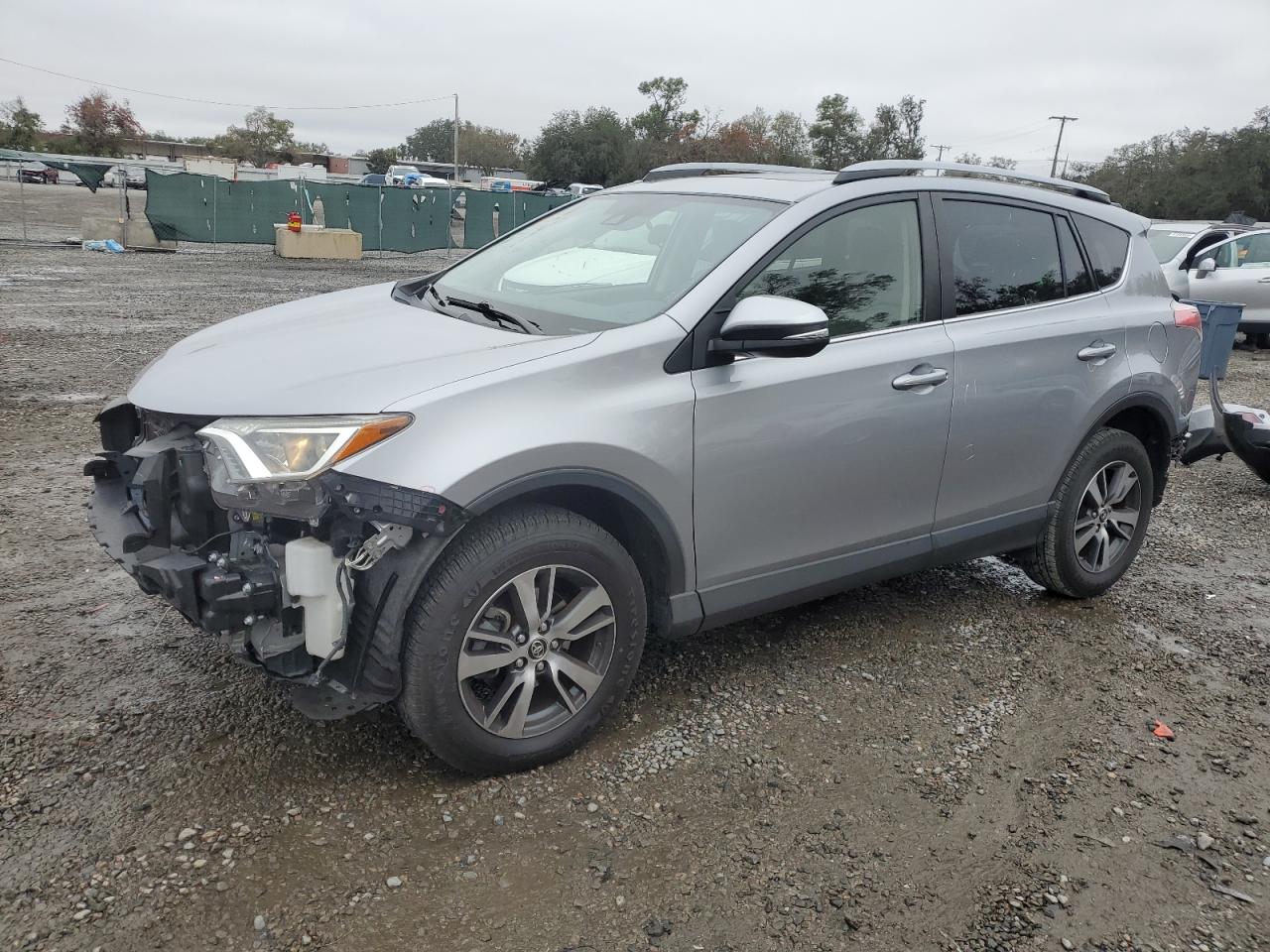 2018 Toyota RAV 4 VIN JTMWFREV7JD121281