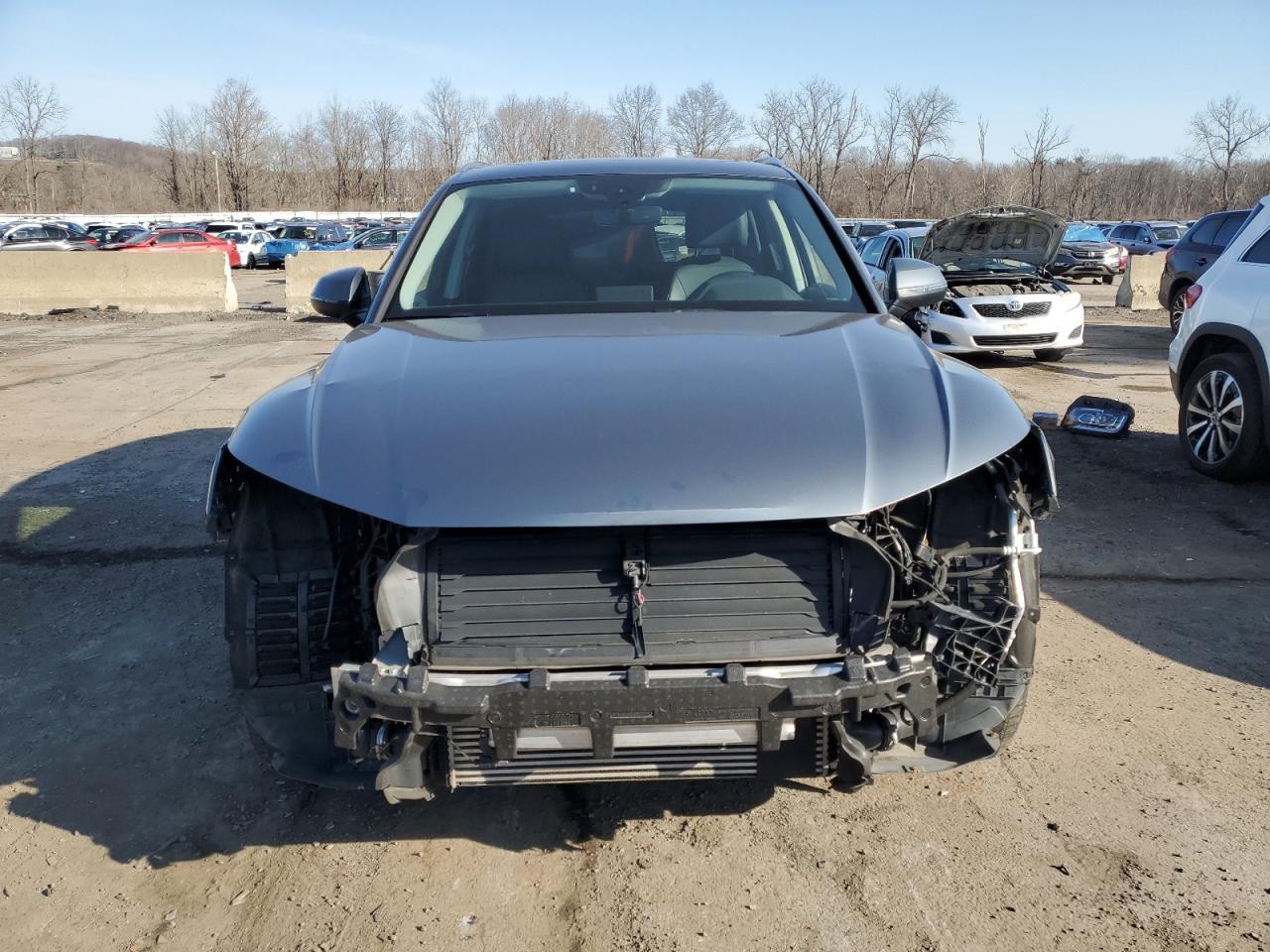 2019 Audi Q5 VIN WA1ANAFY1K2139788 Copart auction photo, front end / minor dent/scratches damage thumbnail 5