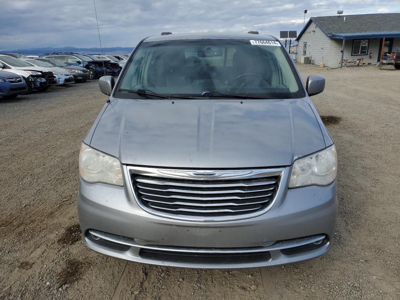 2014 Chrysler Town & Country VIN 2C4RC1BG5ER442784 Copart auction photo, front end / minor dent/scratches damage thumbnail 5