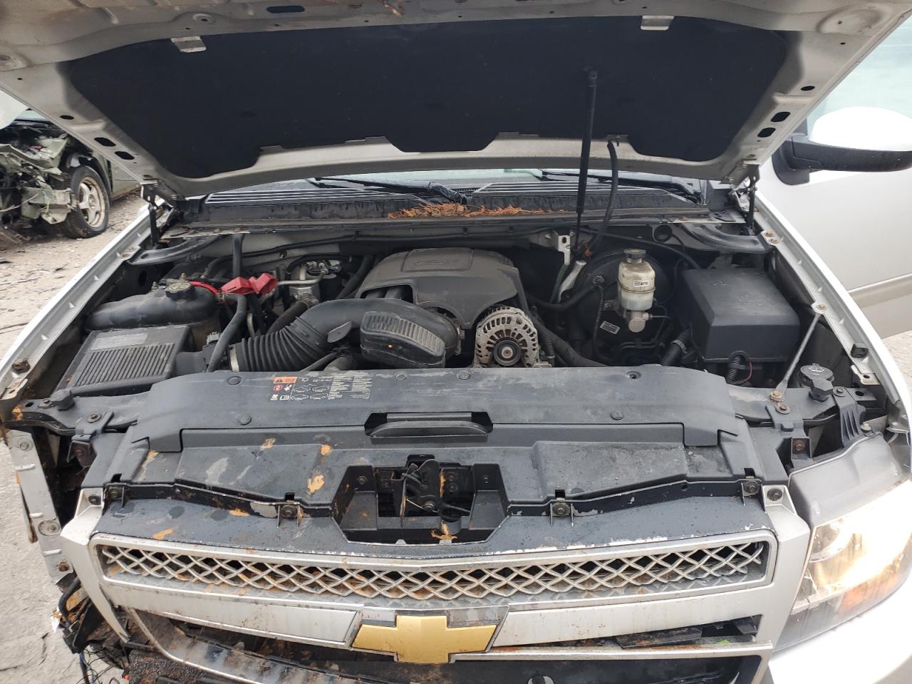 2013 Chevrolet Avalanche VIN 3GNTKFE77DG224813 Copart auction photo, front end damage thumbnail 12