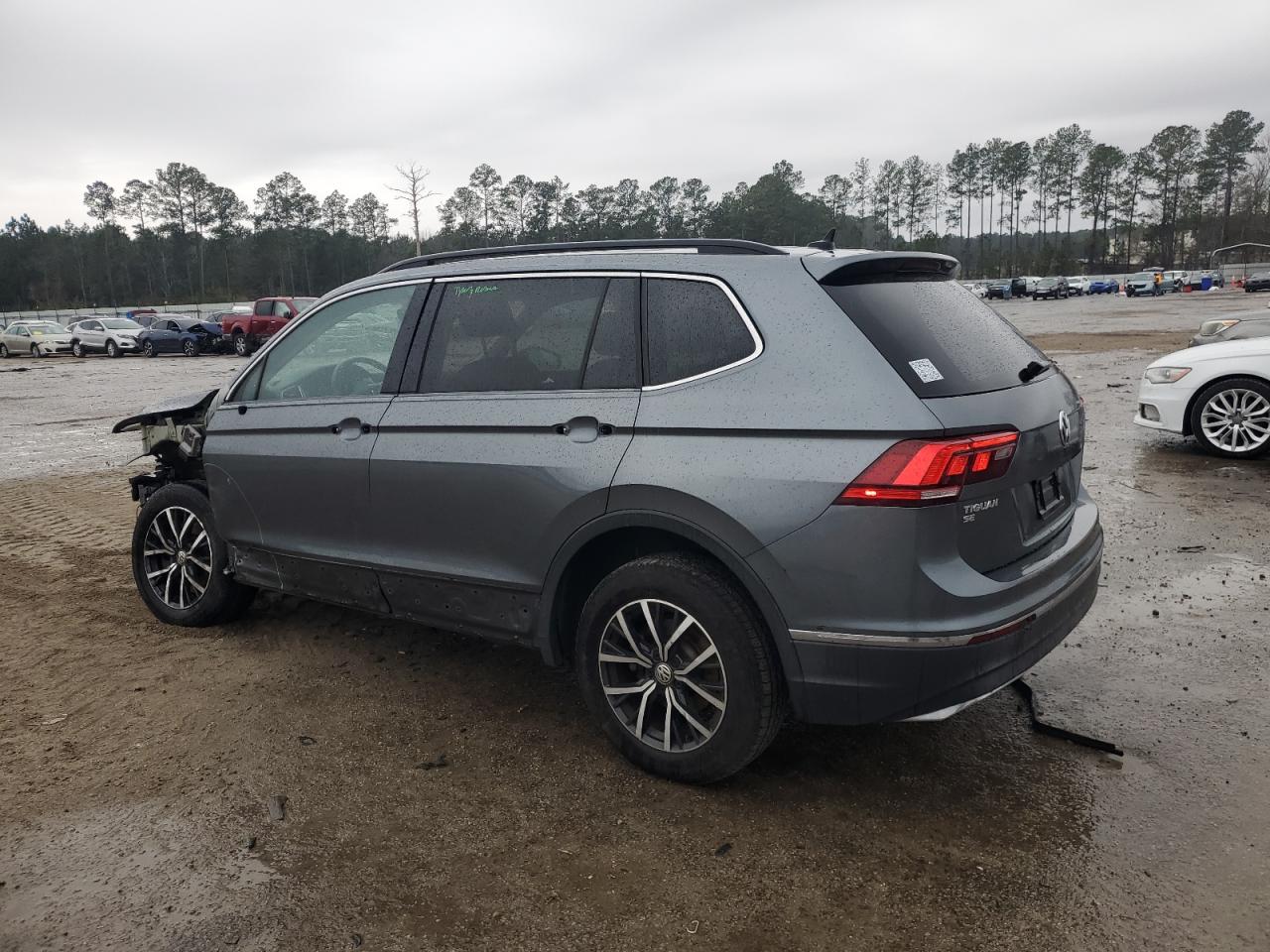 2020 Volkswagen Tiguan VIN 3VV2B7AXXLM176788 Copart auction photo, front end damage thumbnail 2