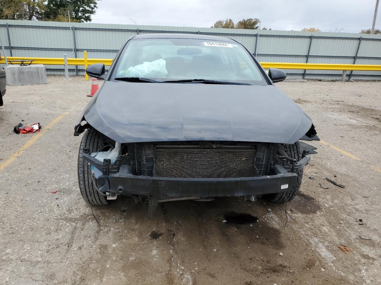 2019 Hyundai Elantra VIN KMHD74LF0KU763020 Copart auction photo, front end / minor dent/scratches damage thumbnail 5
