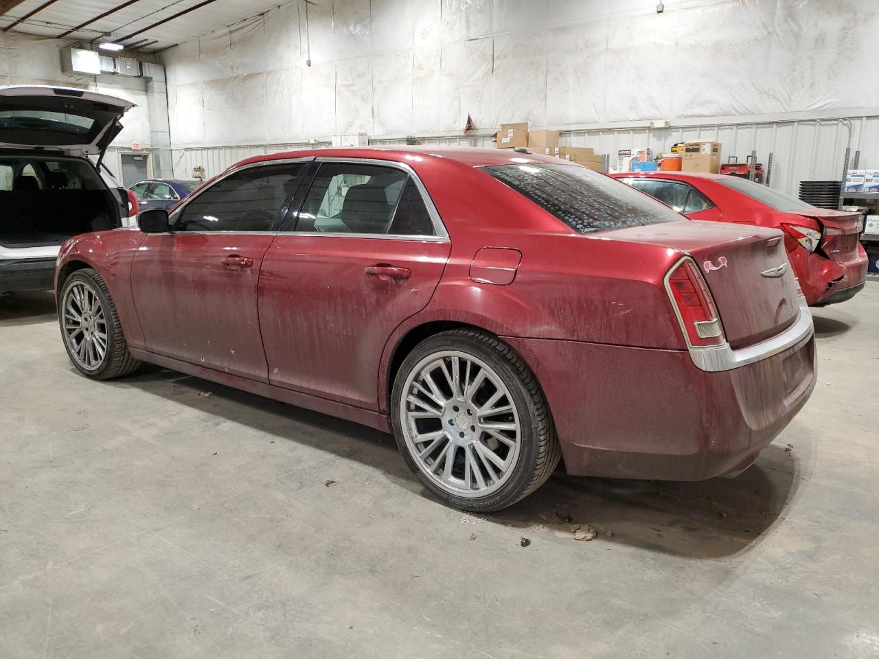 2011 Chrysler 300 VIN 2C3CA4CG7BH554455 Copart auction photo, front end / minor dent/scratches damage thumbnail 2