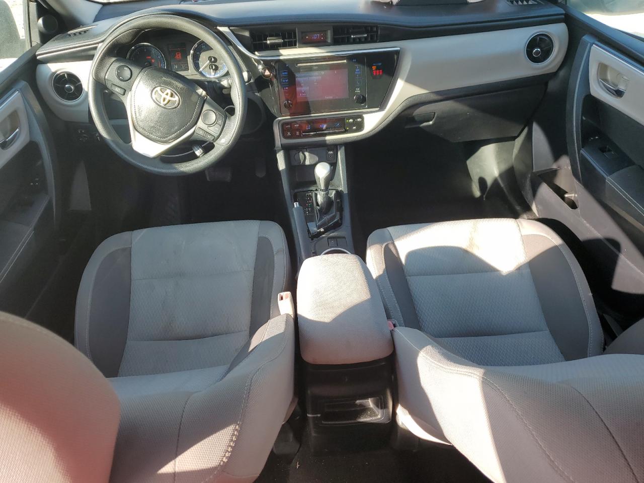 2018 Toyota Corolla VIN 2T1BURHE7JC072662 Copart auction photo, front end damage thumbnail 8