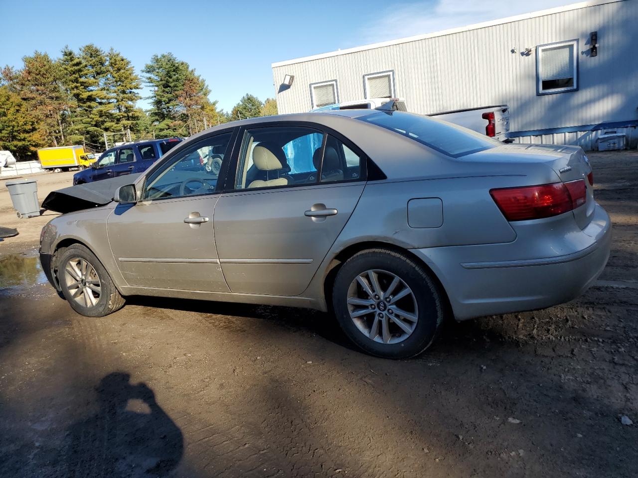 2010 Hyundai Sonata VIN 5NPET4AC6AH650548 Copart auction photo, front end / minor dent/scratches damage thumbnail 2