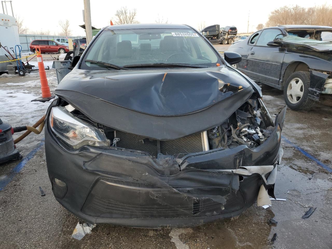 2015 Toyota Corolla VIN 2T1BURHE1FC289907 Copart auction photo, front end damage thumbnail 5