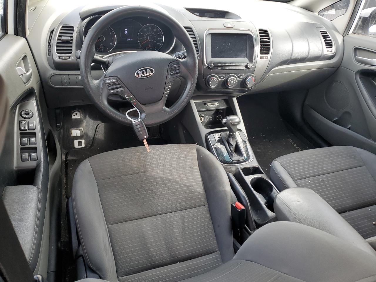 2018 KIA Forte VIN 3KPFL4A7XJE182772 Copart auction photo, rear end damage thumbnail 8