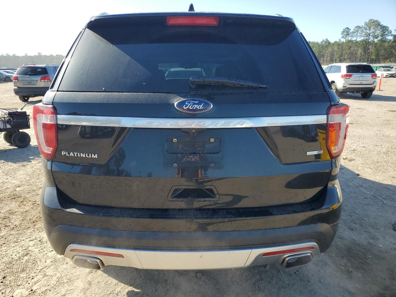 2016 Ford Explorer VIN 1FM5K8HT7GGB40248 Copart auction photo, front end damage thumbnail 6