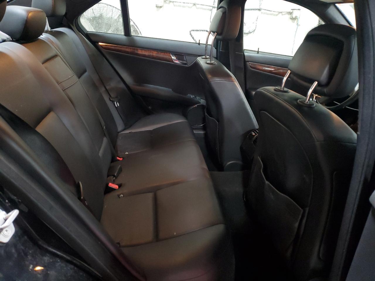 2010 Mercedes-Benz C-klasse VIN WDDGF8BB6AR120155 Copart auction photo, front end damage thumbnail 10