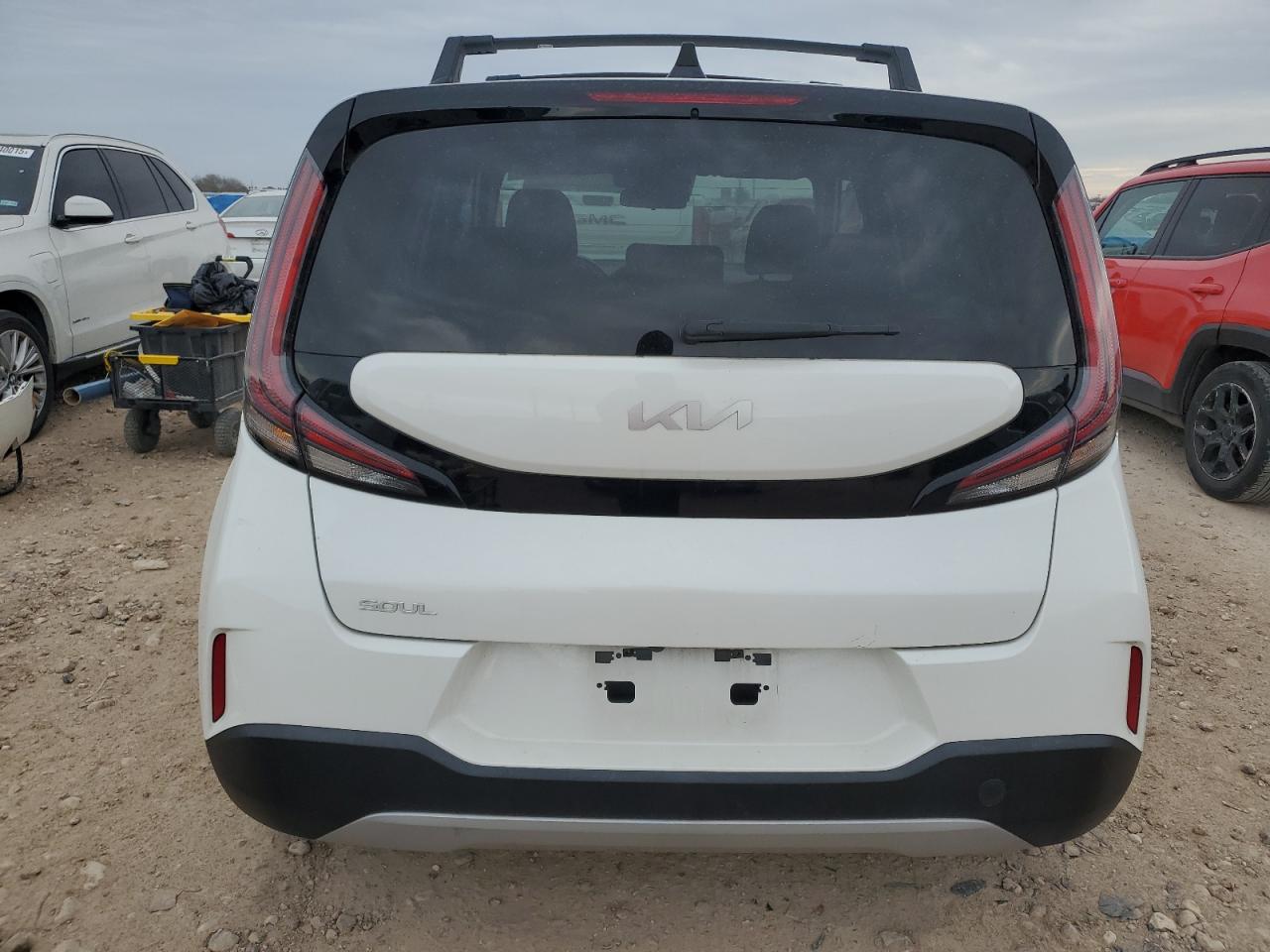2023 KIA Soul VIN KNDJ23AU2P7864499 Copart auction photo, front end / minor dent/scratches damage thumbnail 6