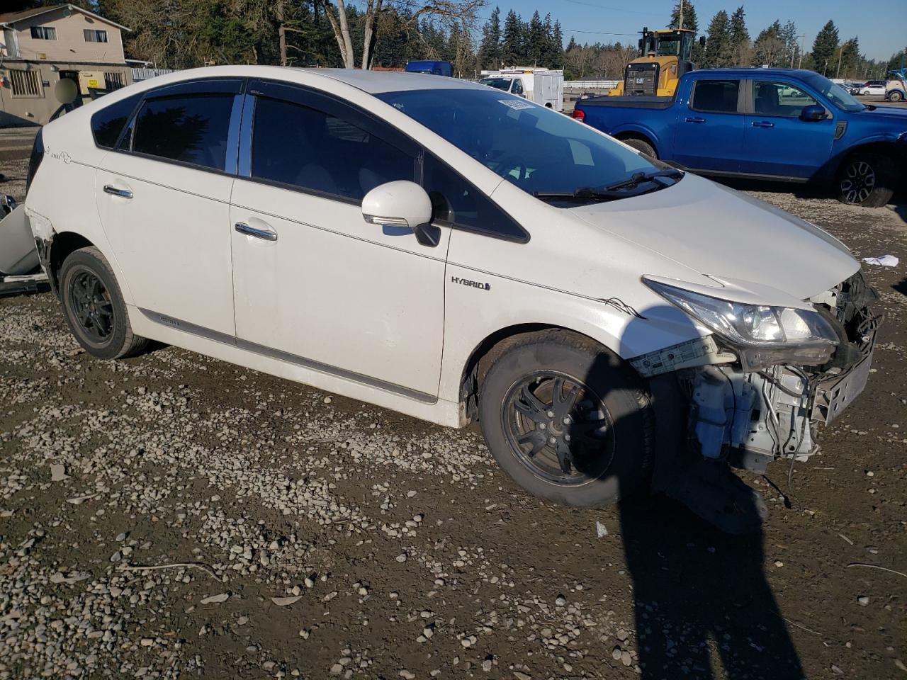 2015 Toyota Prius VIN JTDKN3DU3F1898668 Copart auction photo, all over damage thumbnail 4