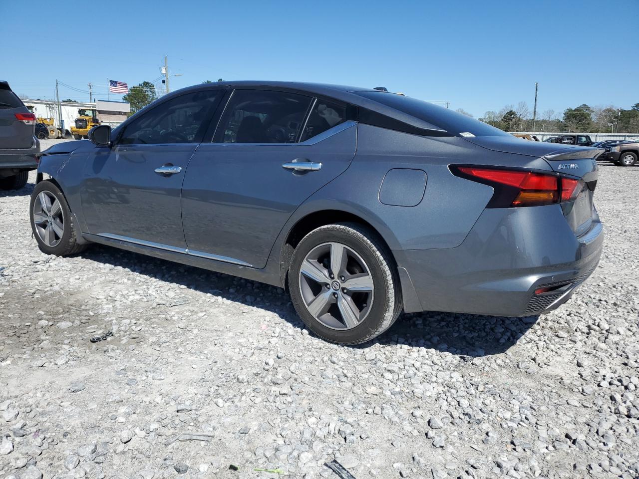 2020 Nissan Altima VIN 1N4BL4EWXLC167236 Copart auction photo, front end damage thumbnail 2