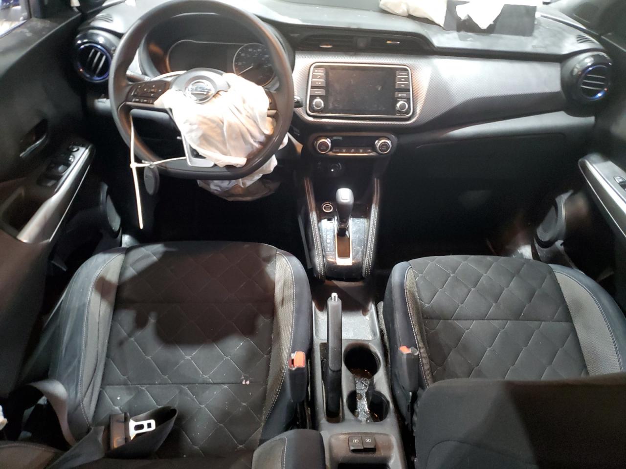 2018 Nissan Kicks VIN 3N1CP5CU8JL516599 Copart auction photo, front end / minor dent/scratches damage thumbnail 8