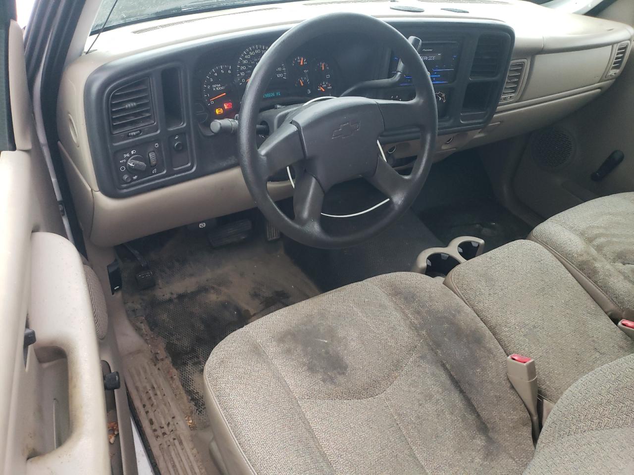 2007 Chevrolet Silverado VIN 1GCEC14X17Z129882 Copart auction photo, mechanical / side damage thumbnail 8