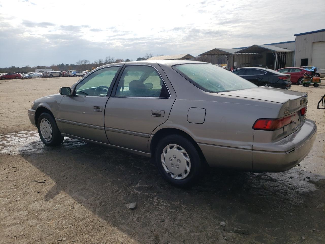 1998 Toyota Camry VIN 4T1BG22K7WU307158 Copart auction photo, all over damage thumbnail 2