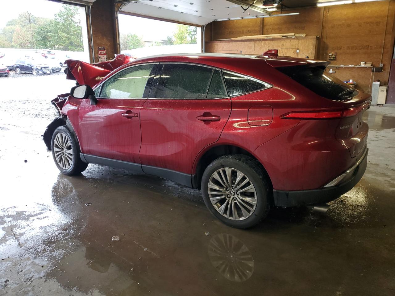 2021 Toyota Venza VIN JTEAAAAH9MJ055568 Copart auction photo, front end / side damage thumbnail 2