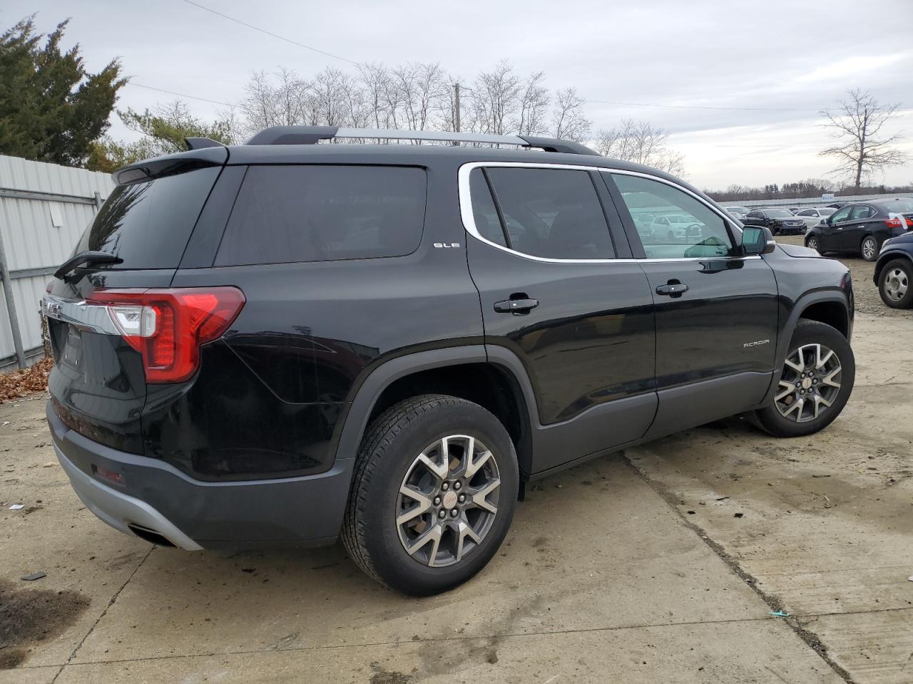 2022 GMC Acadia VIN 1GKKNKL47NZ154779 Copart auction photo, front end / minor dent/scratches damage thumbnail 3