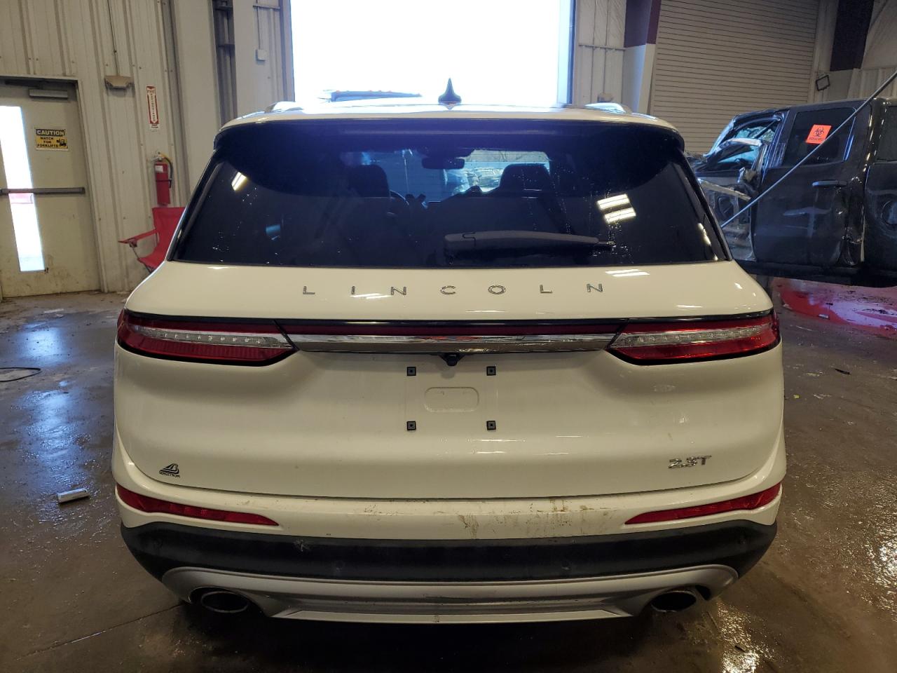 2020 Lincoln Corsair VIN 5LMCJ2DH6LUL16904 Copart auction photo, front end damage thumbnail 6