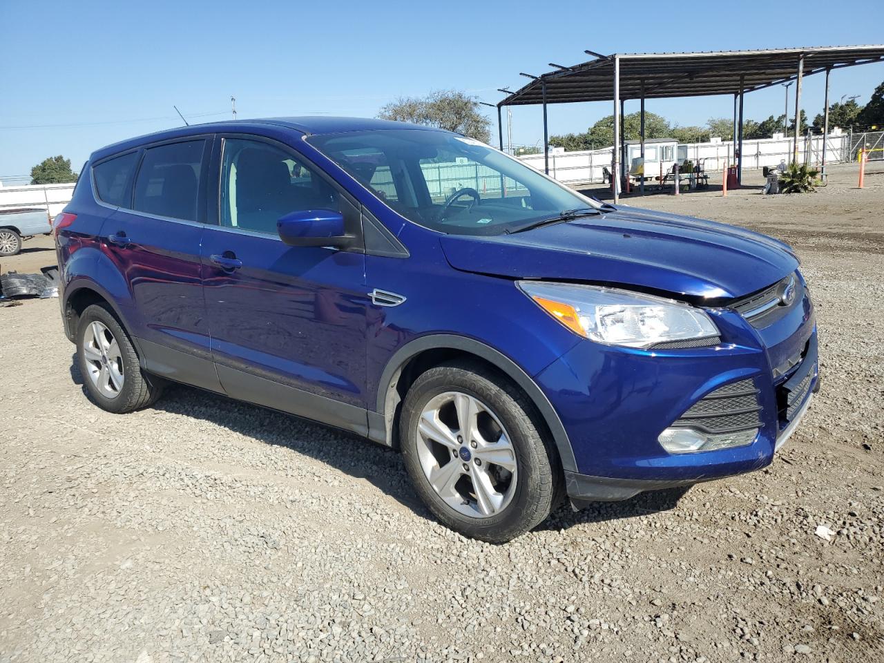 2015 Ford Escape VIN 1FMCU0GX9FUB62940 Copart auction photo, front end / rear end damage thumbnail 4