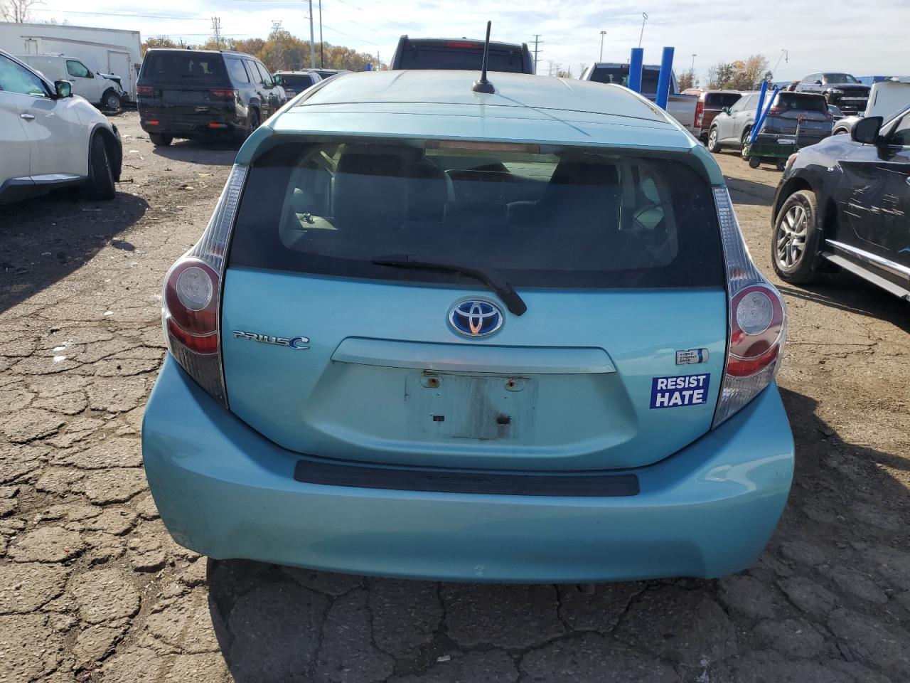 2013 Toyota Prius VIN JTDKDTB31D1045924 Copart auction photo, front end damage thumbnail 6