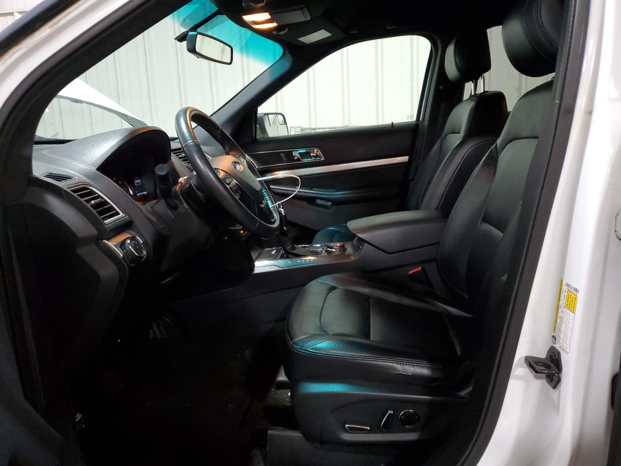 2016 Ford Explorer VIN 1FM5K8DH1GGC31839 Copart auction photo, normal wear damage thumbnail 7