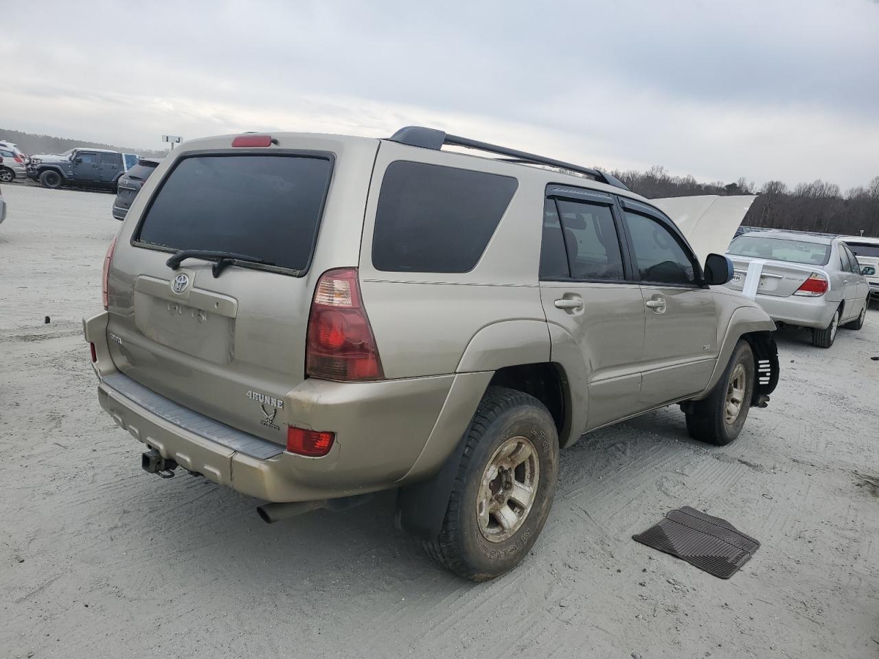 2004 Toyota 4Runner VIN JTEZU14R048022867 Copart auction photo, front end damage thumbnail 3