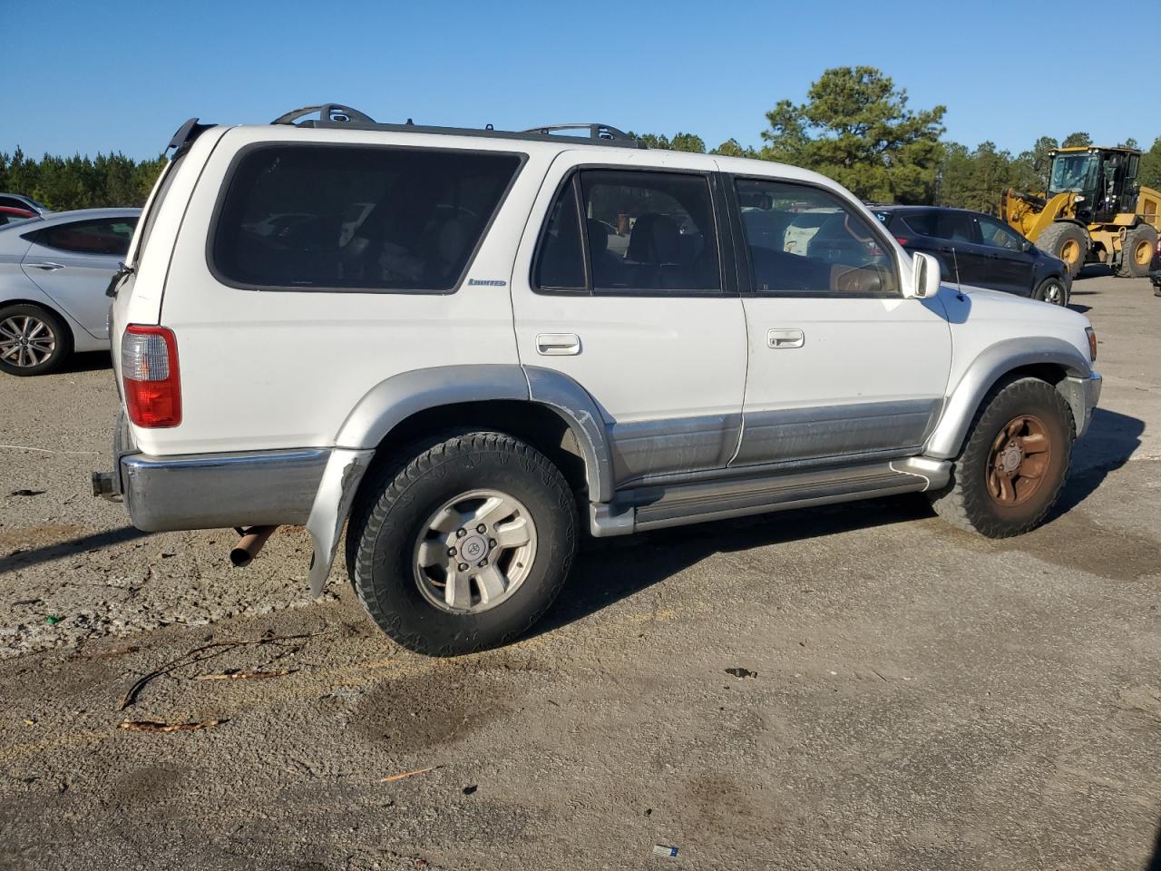 1998 Toyota 4Runner VIN JT3GN87R3W0073539 Copart auction photo, mechanical damage thumbnail 3
