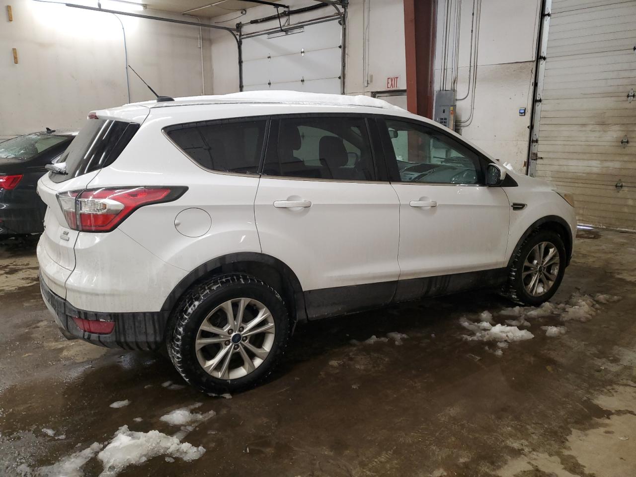 2017 Ford Escape VIN 1FMCU0GD7HUA54339 Copart auction photo, minor dent/scratches damage thumbnail 3
