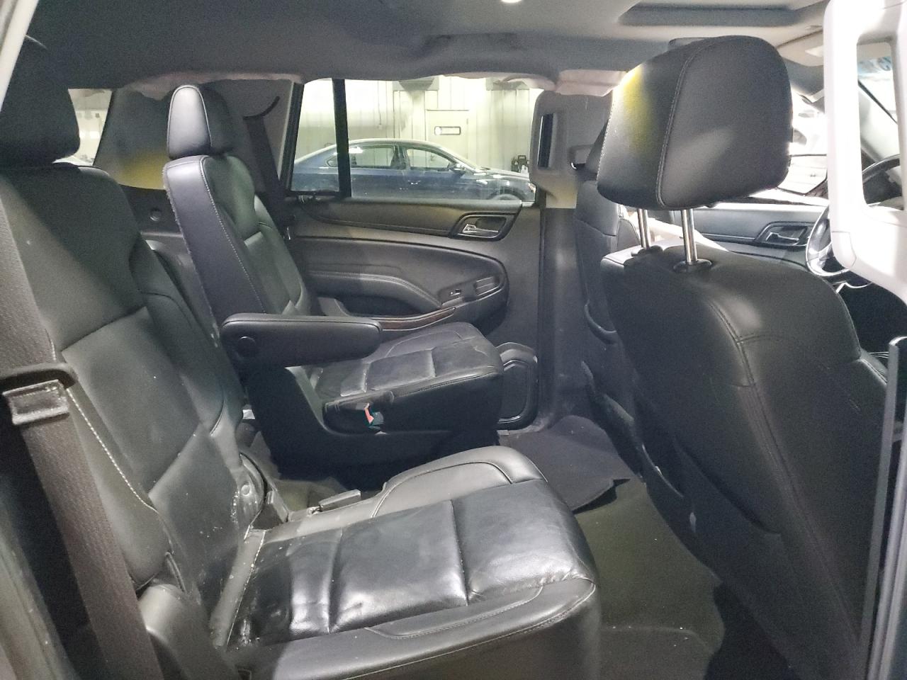 2018 Chevrolet Tahoe VIN 1GNSKBKC2JR202235 Copart auction photo, side damage thumbnail 12