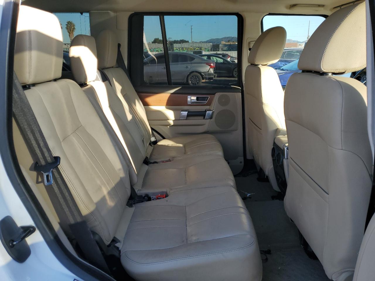 2016 Land Rover LR4 VIN SALAG2V66GA795819 Copart auction photo, mechanical / minor dent/scratches damage thumbnail 11