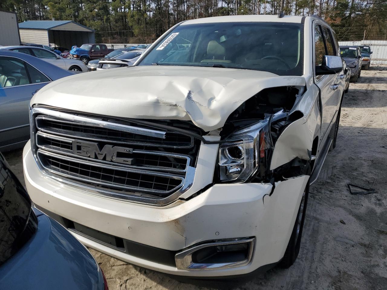 2015 GMC Yukon VIN 1GKS2BKC9FR119759 Copart auction photo, front end damage thumbnail 5